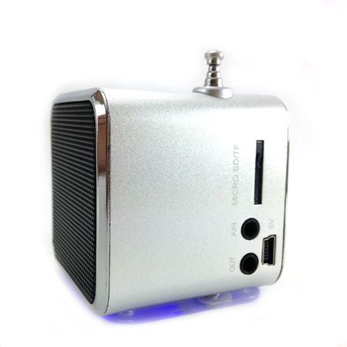 Caixa de Som Porttil com Rdio FM, MP3, USB e entrada para Carto Micro SD