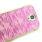 Capa para Galaxy S4 i9500 com Tiras Horizontais Brilhantes - Rosa