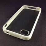 Capa para iPhone 4 e 4S de TPU com Traseira de Acrlico Transparente - Branca